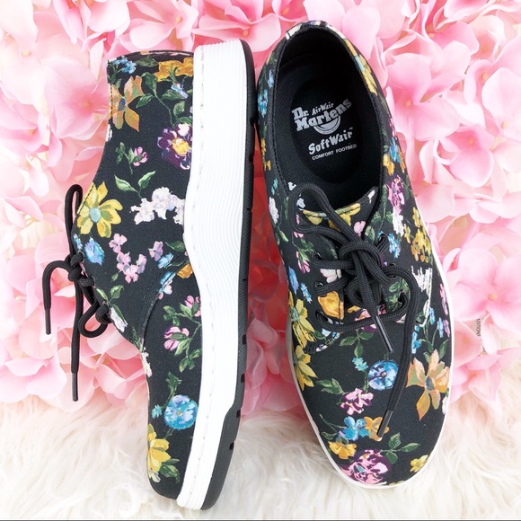 Dr. Martens Darcy Cavendish Floral Canvas Shoes 6 - Picture 4 of 6